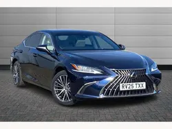Deep blue Used 2025 Lexus ES300H Sedan | £38,499 (A bit pricey)