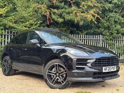 Black Used 2020 Porsche Macan SUV | £32,295 (Fair price)