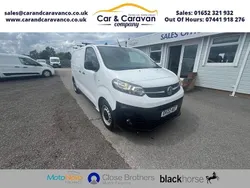 White Used 2022 Vauxhall Vivaro S Van | £9,750 (Super price)
