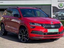 Velvet red metallic Used 2022 Skoda Karoq SportLine SUV | £21,399 (Fair price)