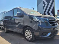 Grey New 2025 Renault Trafic Van | £29,374