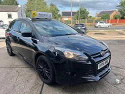 Black Used 2014 Ford Focus Zetec Estate | £4,495 (Fair price)