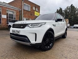 White Used 2018 Land Rover Discovery 5 HSE SUV | £24,325 (Fair price)