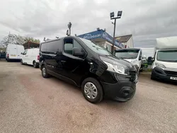 Black Used 2015 Renault Trafic Business Van | £5,495 (Expensive)