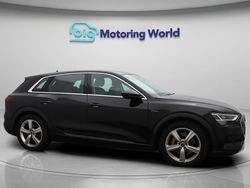 Black Used 2022 Audi e-tron SUV | £17,300 (Fair price)