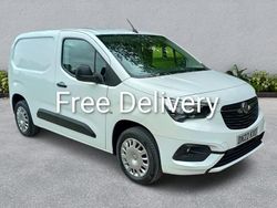 White Used 2022 Vauxhall Combo Sportive MPV | £9,474 (Good price)