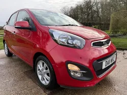 Red Used 2011 Kia Picanto 2 Hatchback | £2,499 (Fair price)