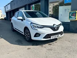 White Used 2020 Renault Clio V Iconic Hatchback | £12,295 (Fair price)