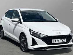 White Used 2024 Hyundai i20 Advanced Hatchback | £15,312 (Fair price)