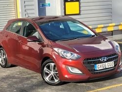 Red Used 2016 Hyundai i30 SE Hatchback | £4,999 (Fair price)