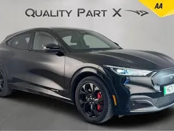 Black Used 2022 Ford Mustang Mach-E Standard Range SUV | £19,600 (Fair price)