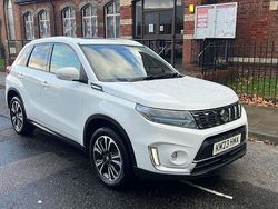 White Used 2022 Suzuki Vitara SZ5 SUV | £18,795 (Fair price)