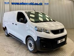 White Used 2020 Peugeot Expert Van | £8,995 (Good price)