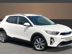 White Used 2023 Kia Stonic 2 SUV | £14,998 (Fair price)