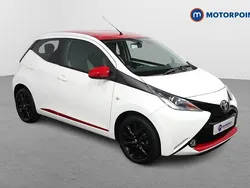 White Used 2018 Toyota Aygo x-press Hatchback | £9,049 (Fair price)