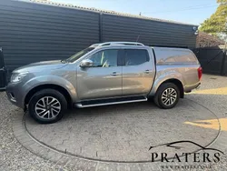 Grey Used 2017 Nissan Navara Tekna Pickup | £15,000 (Fair price)