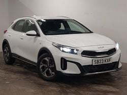 White Used 2023 Kia XCeed SUV | £16,998 (Good price)