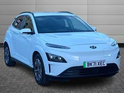 White Used 2021 Hyundai Kona Premium SUV | £14,183 (Fair price)