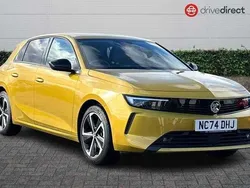 Premium paint two coat metallic electric yello Used 2025 Vauxhall Astra S Hatchback | £20,450 (Good price)