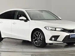 White Used 2024 Honda Civic Advance Hatchback | £29,999 (Fair price)