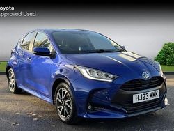 Blue Used 2023 Toyota Yaris Hybrid Design | £17,133 (Good price)