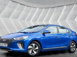 Blue Used 2017 Hyundai Ioniq Premium SE Hatchback | £9,600 (Fair price)