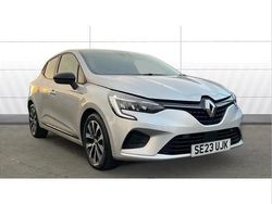 Silver Used 2023 Renault Clio V Evolution Hatchback | £13,869 (Fair price)