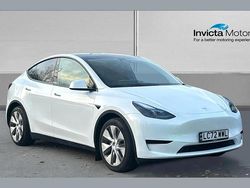 White Used 2022 Tesla Model Y RWD SUV | £21,500 (Fair price)
