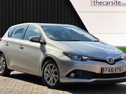 Used 2016 Toyota Auris Hybrid | £9,295 (Fair price)