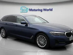 Blue Used 2021 BMW 530e Estate | £21,900 (Fair price)