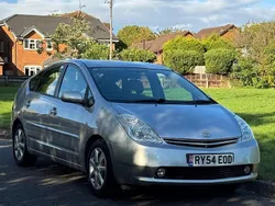 Silver Used 2005 Toyota Prius Hatchback | £2,490 (Expensive)