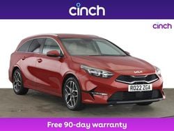 Red Used 2022 Kia Ceed Hatchback | £14,149 (Fair price)