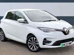 White Used 2022 Renault Rapid GT-Line Hatchback | £11,306 (Good price)