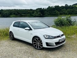White Used 2017 VW Golf VII GTD Hatchback | £11,750 (Fair price)