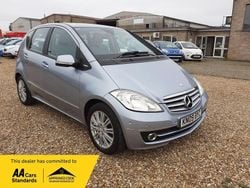 Blue Used 2009 Mercedes A180 Elegance Hatchback | £1,495 (Expensive)