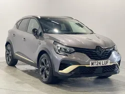 Grey Used 2024 Renault Captur Engineered SUV | £19,799 (Fair price)