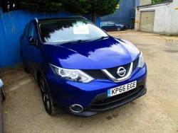 Blue Used 2016 Nissan Qashqai N-Connecta SUV | £7,995 (Fair price)