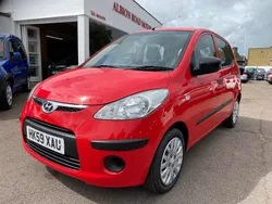 Red Used 2010 Hyundai i10 Classic Hatchback | £4,195 (A bit pricey)