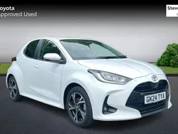 White Used 2024 Toyota Yaris Hybrid Design Hatchback | £19,879 (Fair price)