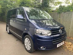 Blue Used 2010 VW Caravelle Executive MPV | £16,350 (Good price)