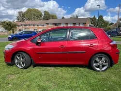 Red Used 2012 Toyota Auris Hybrid Hatchback | £5,600 (Good price)