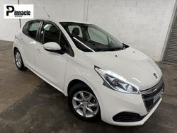 White Used 2018 Peugeot 208 Active Hatchback | £4,495 (Good price)
