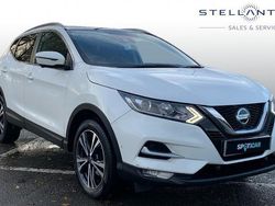 White Used 2020 Nissan Qashqai N-Connecta SUV | £12,850 (Good price)