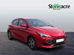 Red New 2025 MG MG3 SE Hatchback | £17,995 (Fair price)