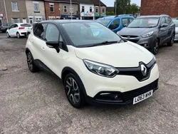 Creamwhite Used 2014 Renault Captur Dynamique SUV | £3,575 (Fair price)