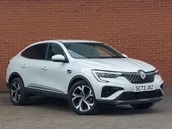 White Used 2024 Renault Arkana Techno SUV | £19,998 (Fair price)