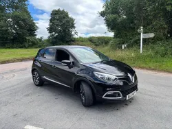 Black Used 2015 Renault Captur Dynamique SUV | £4,250 (Fair price)