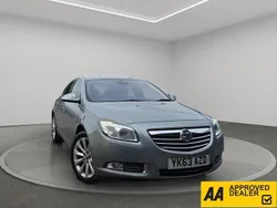 Silver Used 2013 Vauxhall Insignia Elite Hatchback | £3,700 (Good price)