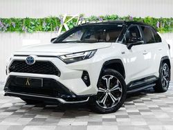White/black Used 2022 Toyota RAV4 Premium Estate | £28,686 (Good price)