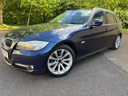 Blue Used 2011 BMW 318 Exclusive Estate | £3,250 (Fair price)